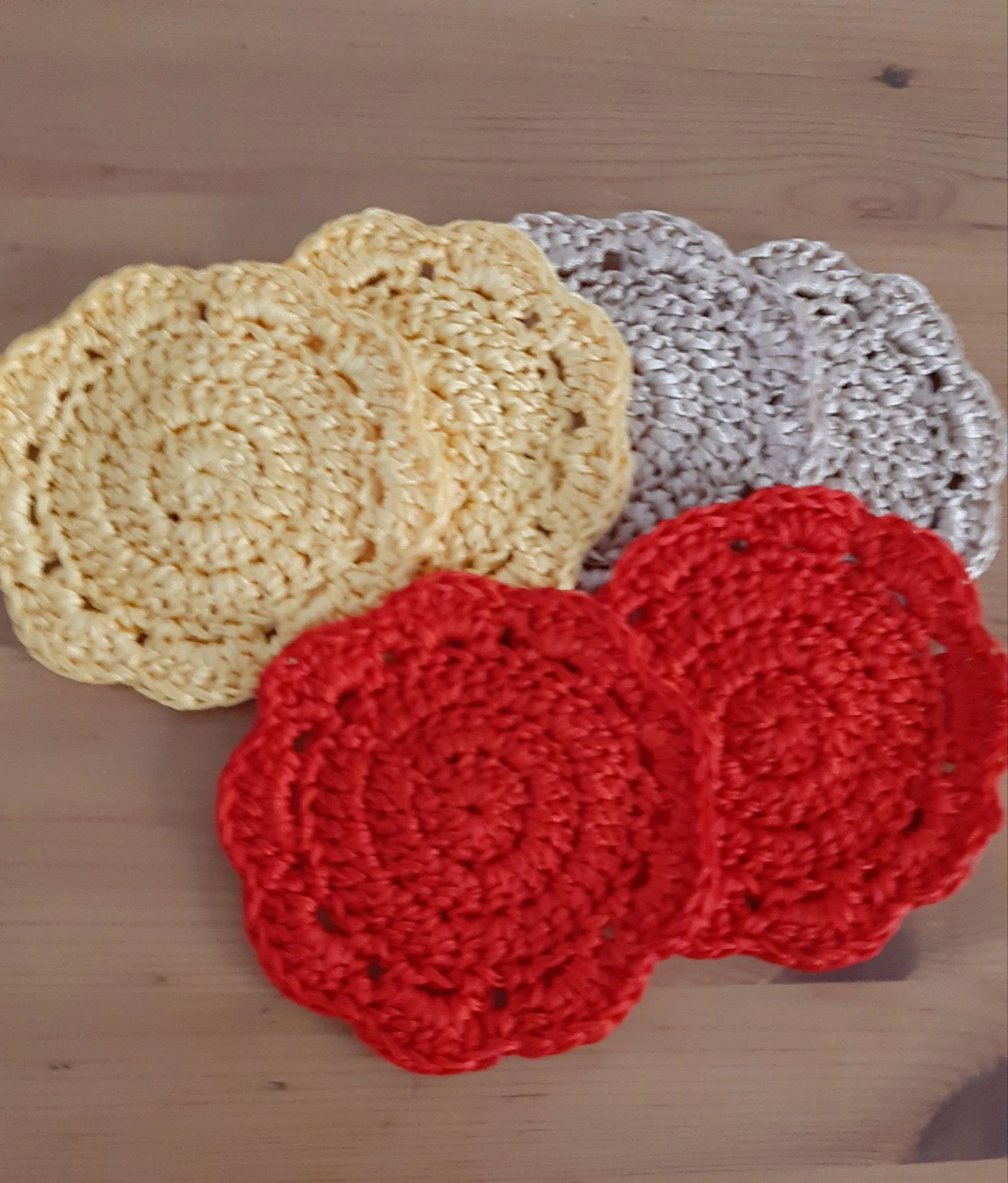 6 crocheted coasters or cups – photo 3